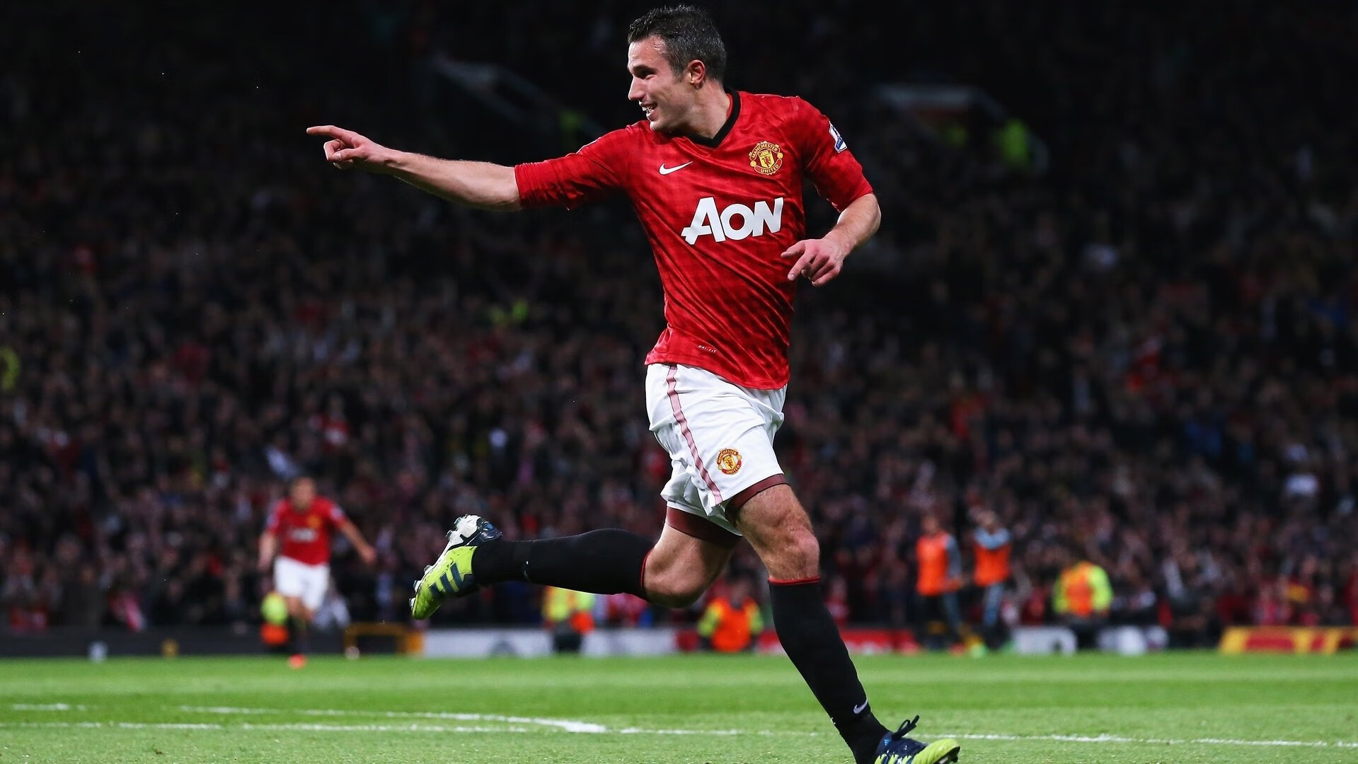 快船防守轮转到位成功逼迫对手失误,谁是快船更好的防守球员